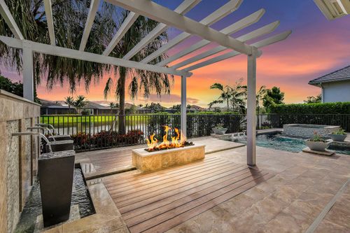 3208 Kumamoto Ln, NAPLES, FL, 34114-0893 | Card Image