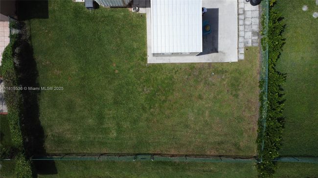 975 Nw 165 Th Ave, House other with 4 bedrooms, 3 bathrooms and null parking in Pembroke Pines FL | Image 5