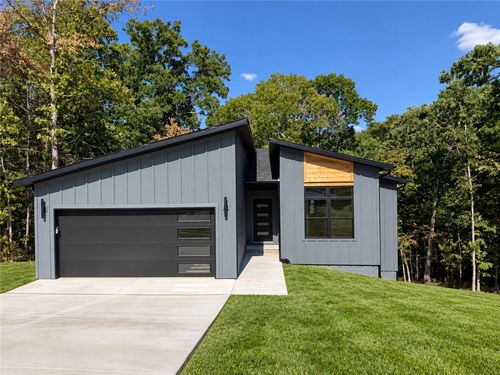 19 Shetland Dr, Bella Vista, AR, 72715-3805 | Card Image