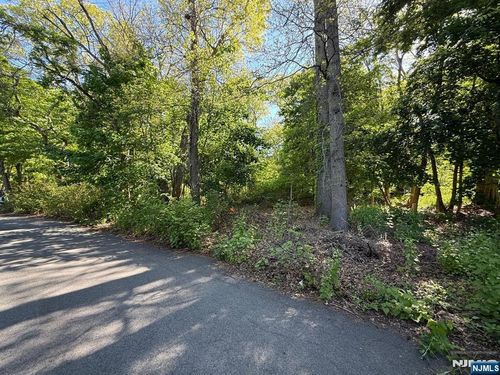 25 Budd Ave, Budd Lake, NJ, 07828-2404 | Card Image