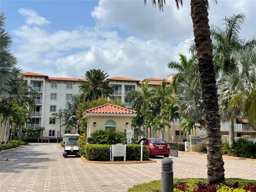apt-1b-4660 Nw 79th Ave, Doral, FL, 33166-5433 | Card Image