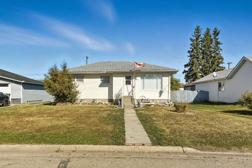 5122 52 Ave, Rimbey, AB, T0C0C2 | Card Image