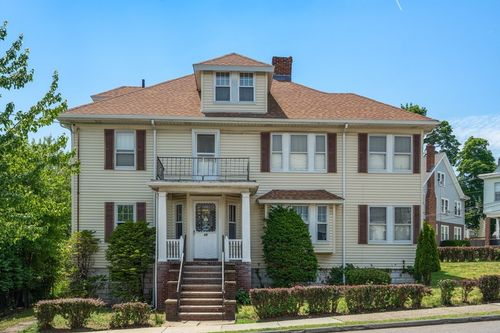 1-68 Maplewood St, Watertown, MA, 02472-3505 | Card Image