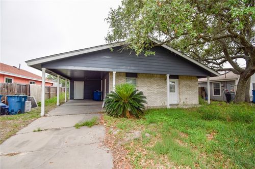 728 S Fuqua St, Rockport, TX, 78382-4622 | Card Image