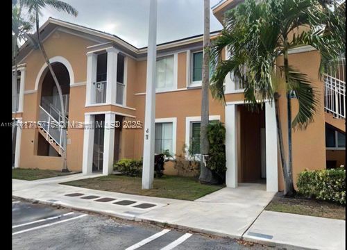 7-7200 Nw 177th St, Hialeah, FL, 33015-6233 | Card Image