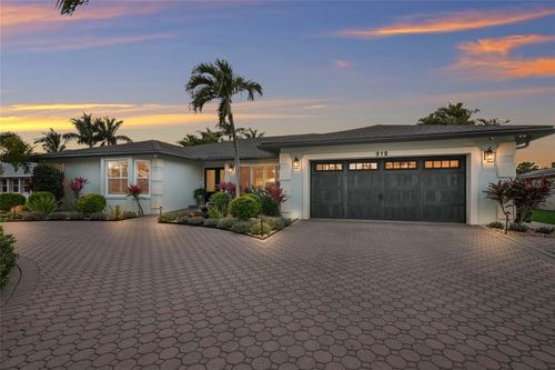312 64th Street Ct Nw, BRADENTON, FL, 34209-1627 | Card Image