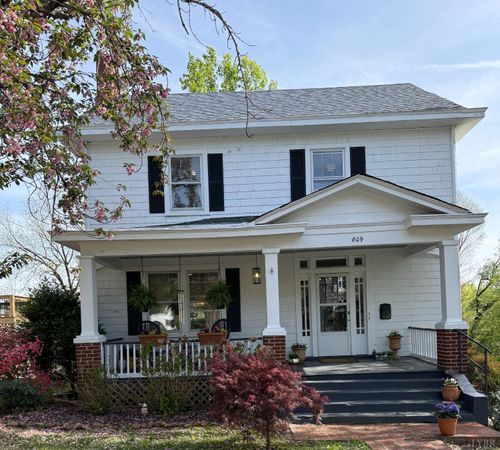 809 Byrd St, Lynchburg, VA, 24504-2109 | Card Image