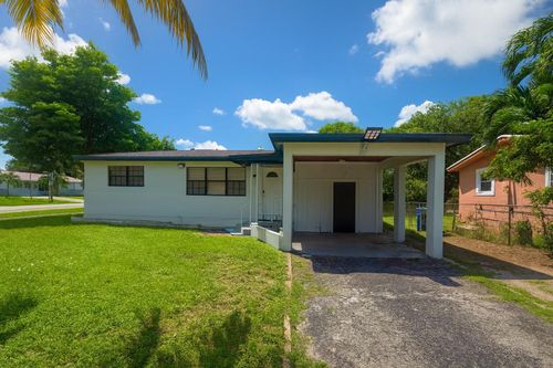 2800 Sw 9th St, Fort Lauderdale, FL, 33312-2935 | Card Image