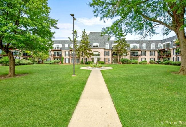 APT-211 - 5200 Carriageway Dr, Condo with 2 bedrooms, 2 bathrooms and 2 parking in Rolling Meadows IL | Image 18