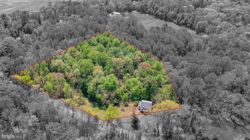 20730 Big Woods Rd, DICKERSON, MD, 20842-9080 | Card Image