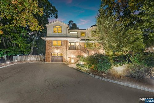 160 Grandview Ave, North Caldwell, NJ, 07006-4740 | Card Image