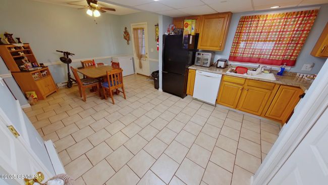 31 Park Pl, House other with 2 bedrooms, 2 bathrooms and null parking in Bloomsburg PA | Image 6