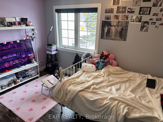 1076 Barwell Ave, House attached with 5 bedrooms, 3 bathrooms and 2 parking in Ottawa ON | Image 12