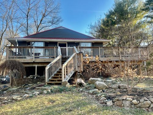 6771 Chicago Rd, Jonesville, MI, 49250-9752 | Card Image