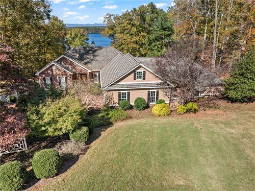 304 Falling Leaf Ct, Seneca, SC, 29672-0782 | Card Image