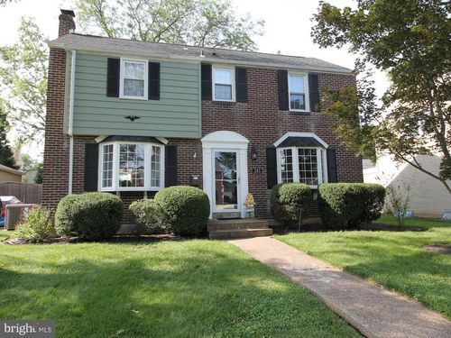 243 Pinehurst Rd, WILMINGTON, DE, 19803-3125 | Card Image