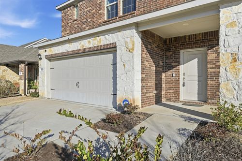 3947 Oak Creek Cir, Denison, TX, 75020-8003 | Card Image