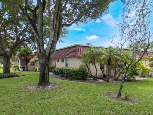 b-857 Worcester Ln, Lake Worth, FL, 33467-2104 | Card Image