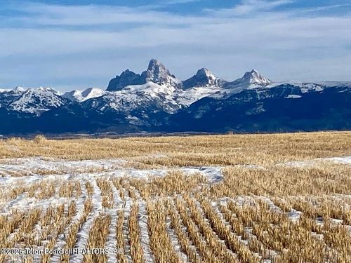 8643 Inglin Ridge Rd, Tetonia, ID, 83452-5068 | Card Image