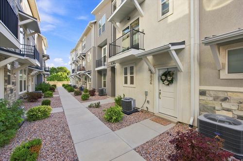 1026 S 2770 E, Spanish Fork, UT, 84660-9425 | Card Image