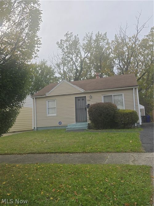 4344 E 144th St, Cleveland, OH, 44128-2314 | Card Image