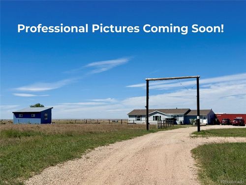 5505 Behrens Rd, Byers, CO, 80103-8518 | Card Image
