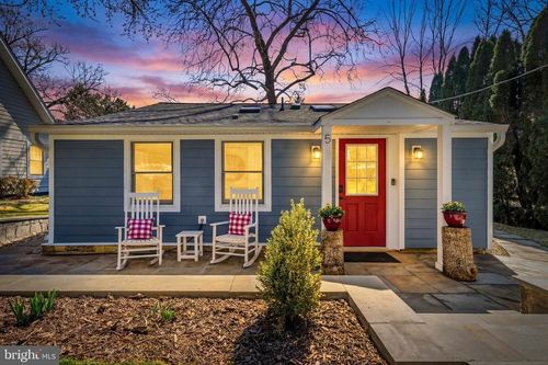 5 Ericsson Rd, Cabin John, MD, 20818-1803 | Card Image