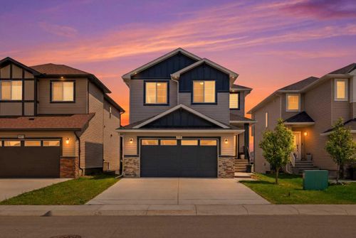 838 Edgefield St, Strathmore, AB, T1P0H6 | Card Image