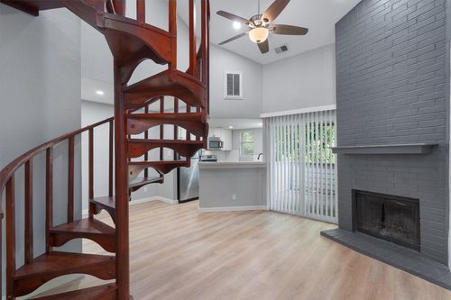 apt-721-2500 Burleson Rd, Austin, TX, 78741-5659 | Card Image