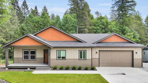 826 Thomas Ln, Newport, WA, 99156-5452 | Card Image