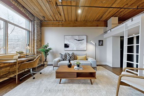 210-24 Noble St, Toronto, ON, M6K2C8 | Card Image
