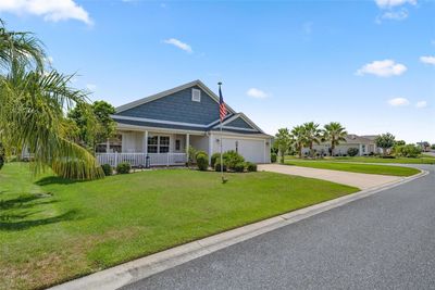 490 Harlow Lane, House other with 3 bedrooms, 2 bathrooms and null parking in The Villages FL | Image 2