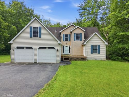 1808 Mini Ranch Trl, Geneva, OH, 44041-9639 | Card Image