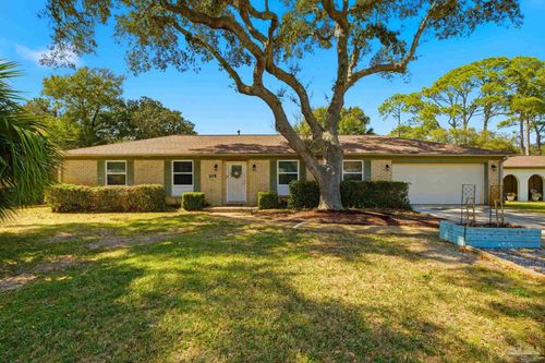 105 Bear Dr, Gulf Breeze, FL, 32561-4213 | Card Image