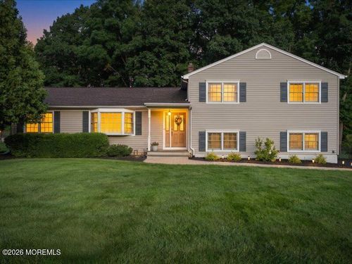 37 Ravine Rd, Red Bank, NJ, 07701-5113 | Card Image