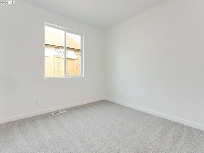 8431 Se Blanton St, House attached with 3 bedrooms, 3 bathrooms and 2 parking in Hillsboro OR | Image 17