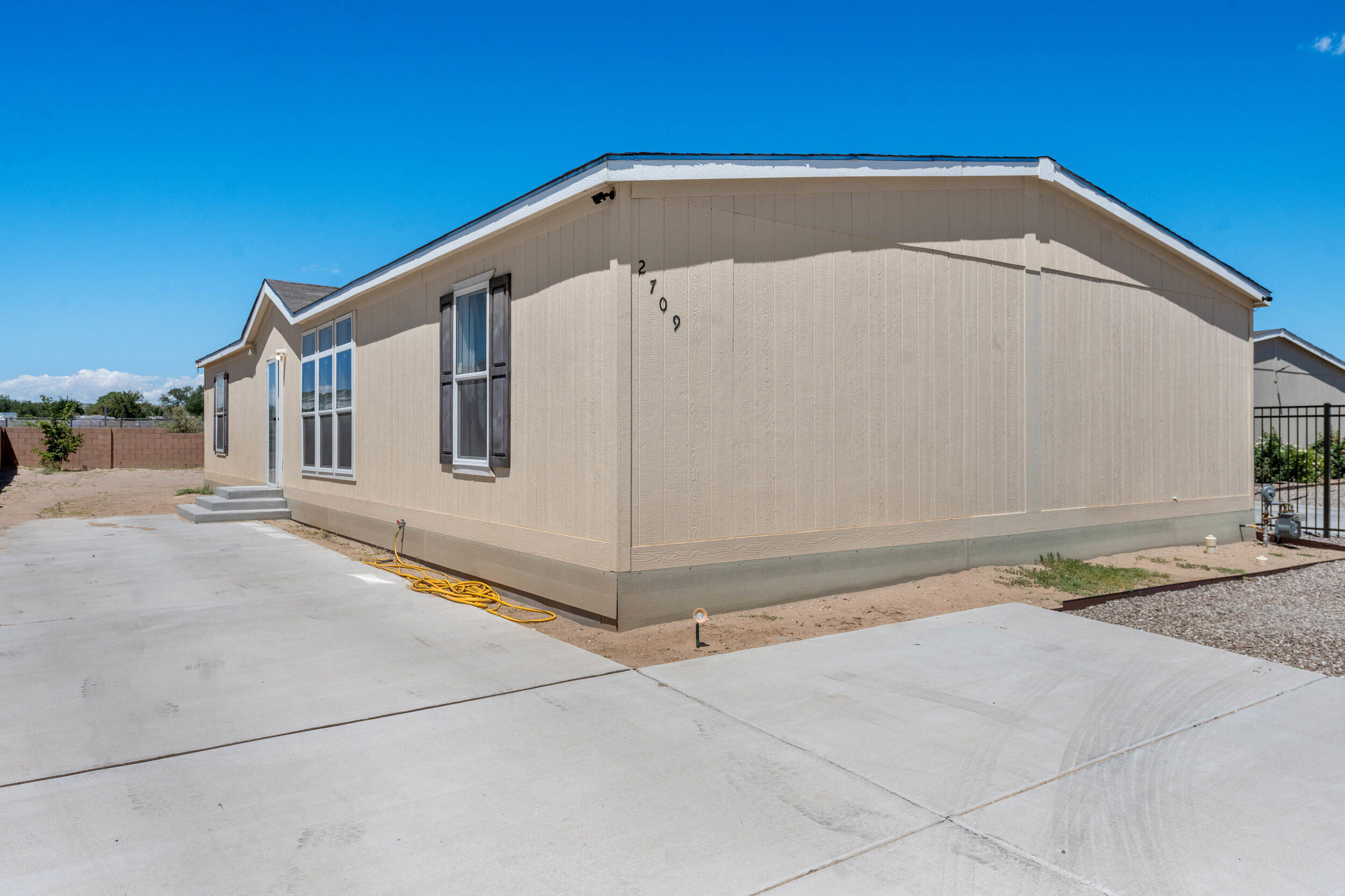 Marc Vista Loop, Albuquerque, NM 87121