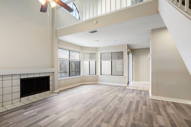 APT-137 - 521 Ranch Trl, Condo with 2 bedrooms, 2 bathrooms and null parking in Irving TX | Image 5