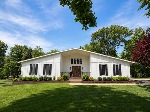 101 Patricia Ct, Lexington, IL, 61753-1616 | Card Image