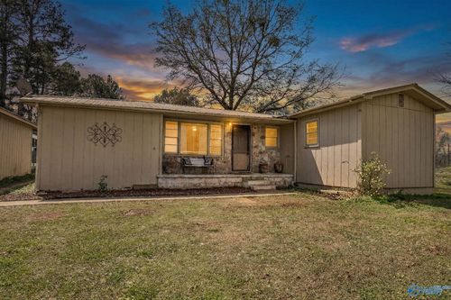 5065 Section Line Road, Albertville, AL, 35980 | Card Image