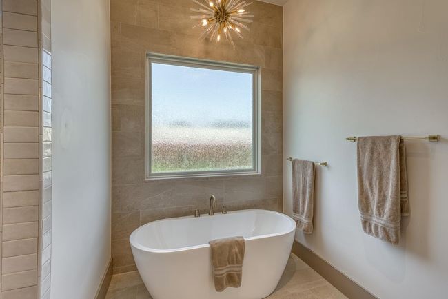 208 E Lakeshore Dr, House other with 4 bedrooms, 5 bathrooms and null parking in Sunrise Beach TX | Image 13
