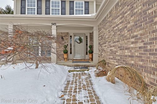 545 Sandhurst St, Oxford, MI, 48371-3660 | Card Image