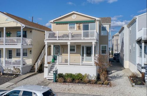 2nd-floor-202 B Simpson Avenue, Ocean City, NJ, 08226 | Card Image