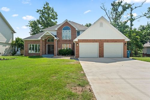 47 Stonehenge Dr, Bentonville, AR, 72712-4092 | Card Image