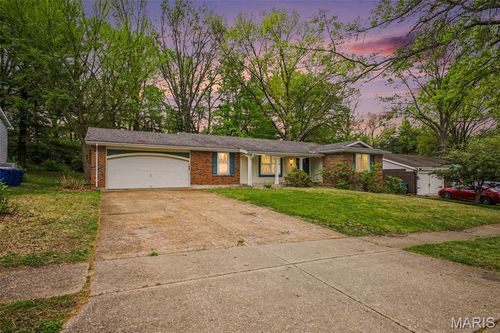 4340 Tanglebrook Dr, Black Jack, MO, 63033-4238 | Card Image
