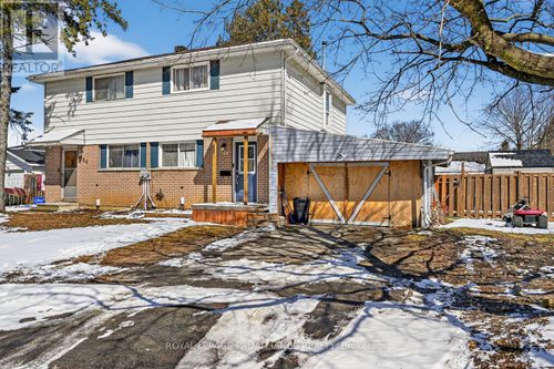 924 Mackenzie Rd, Prescott, ON, K0E1T0 | Card Image