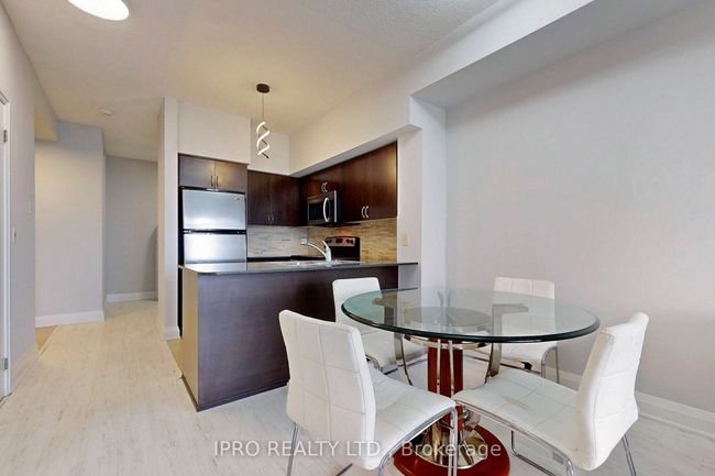 1507 - 20 N Park Rd, Condo with 2 bedrooms, 2 bathrooms and 1 parking in Vaughan ON | Image 9