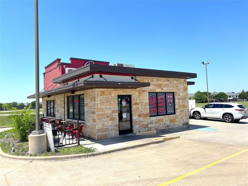 8721 Boulevard 26, North Richland Hills, TX, 76180-5627 | Card Image