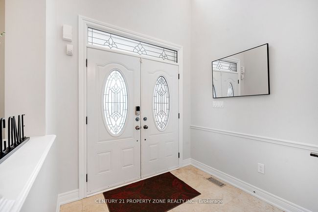 9 Haywood Dr, House other with 6 bedrooms, 5 bathrooms and 4 parking in Brampton ON | Image 4