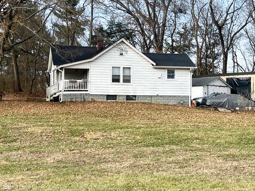 4980 W Carlos Folger Dr, Columbus, IN, 47201-9586 | Card Image